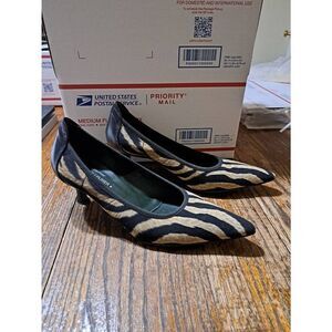 Sz 6M Couture Donald J Pliner Emmy Tiger Stripped Kitten Heel Pump Dress Shoes